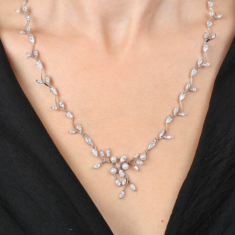 Pırlanta Montür Full Taşlı Aşk Masalı Gümüş Su Yolu Set