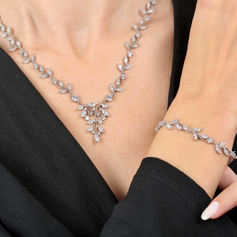 Pırlanta Montür Full Taşlı Masal Bestesi Gümüş Su Yolu Set