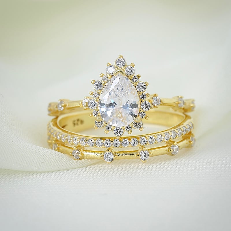 Pırlanta Montür Gold Renk Prenses Işıltısı Tween Gümüş Yüzük