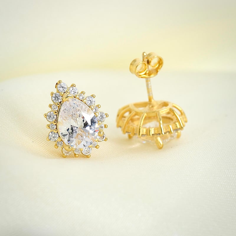 Pırlanta Montür Gold Renk Prenses Işıltısı Gümüş Küpe