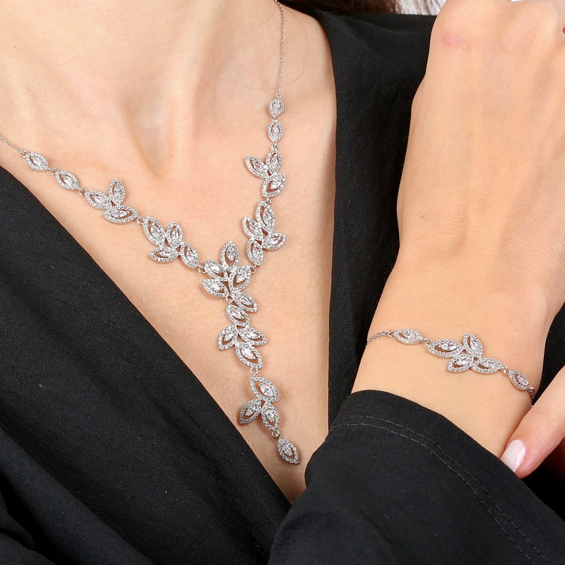 Pırlanta Montür İlk Dans Işıltısı Gümüş Su Yolu Set