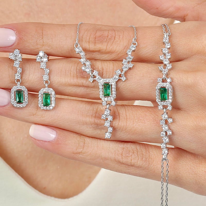 Pırlanta Montür Işıltılı Emerald Sentetik Zümrüt Üçlü Gümüş Set