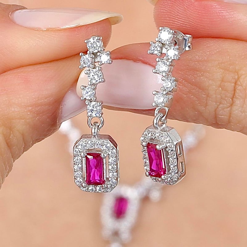 Pırlanta Montür Işıltılı Emerald Sentetik Yakut Üçlü Gümüş Set