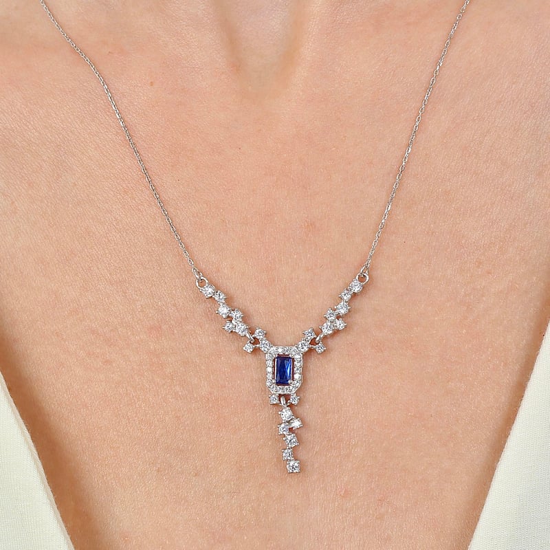 Pırlanta Montür Işıltılı Emerald Sentetik Safir Gümüş Kolye