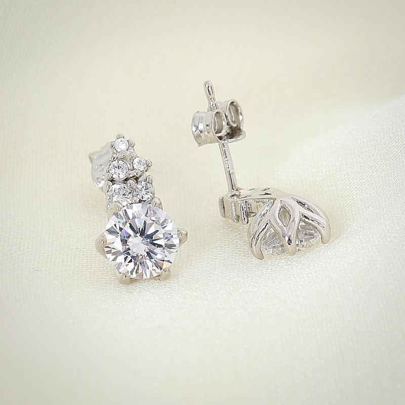 Pırlanta Montür Prenses Masalı Gümüş Küpe