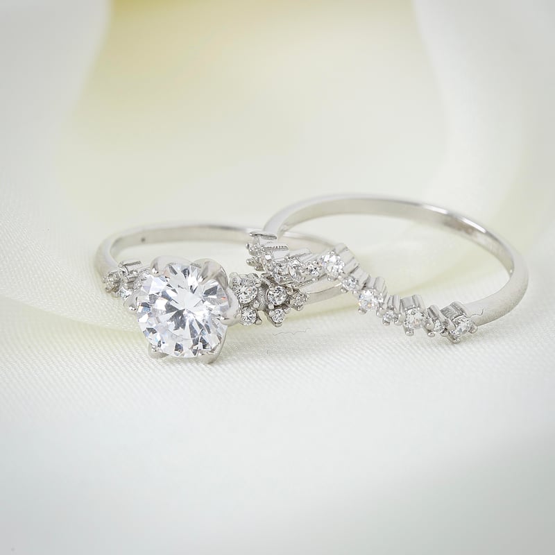 Pırlanta Montür Prenses Masalı Tween Gümüş Yüzük