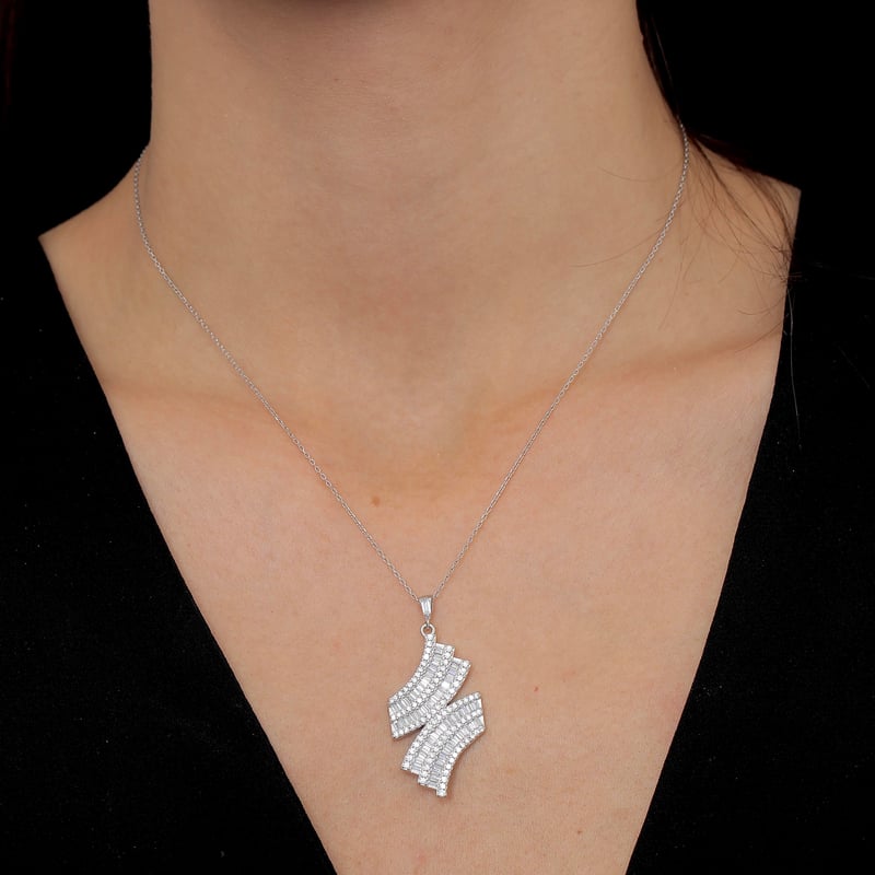 Pırlanta Montür Tutku Düğümü Sarmal Gümüş Kolye