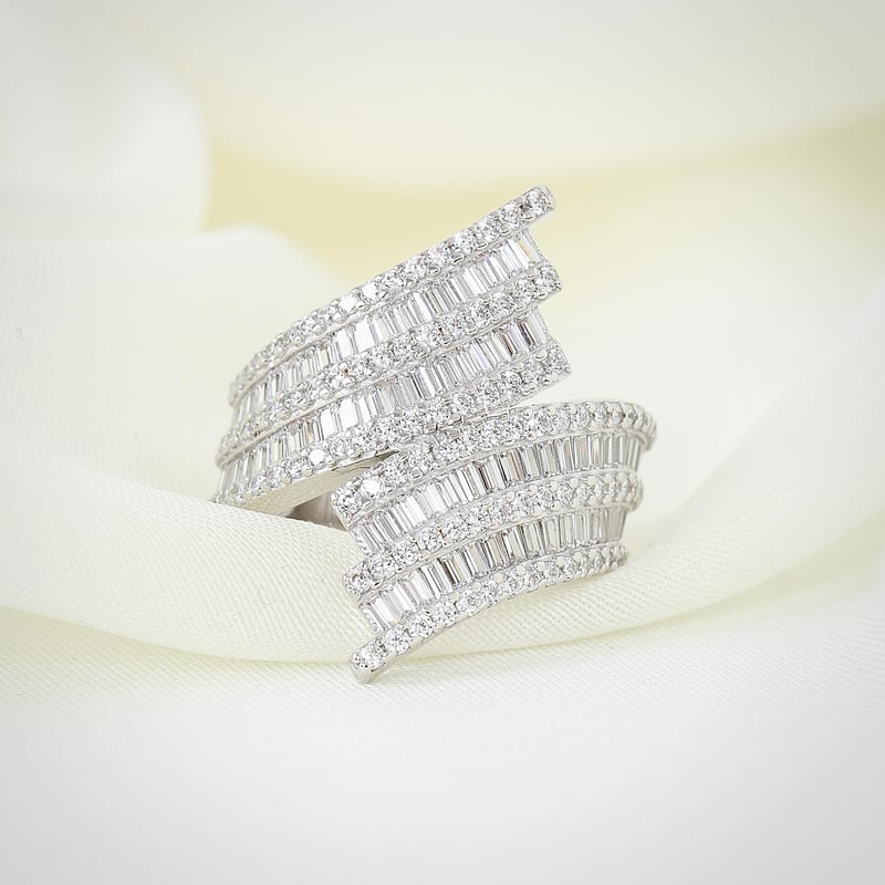 Pırlanta Montür Tutku Düğümü Sarmal Gümüş Yüzük