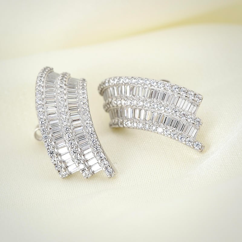 Pırlanta Montür Tutku Düğümü Sarmal Gümüş Küpe