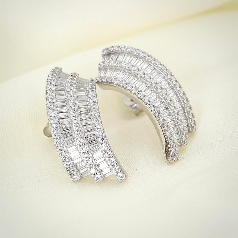 Pırlanta Montür Tutku Düğümü Sarmal Gümüş Küpe