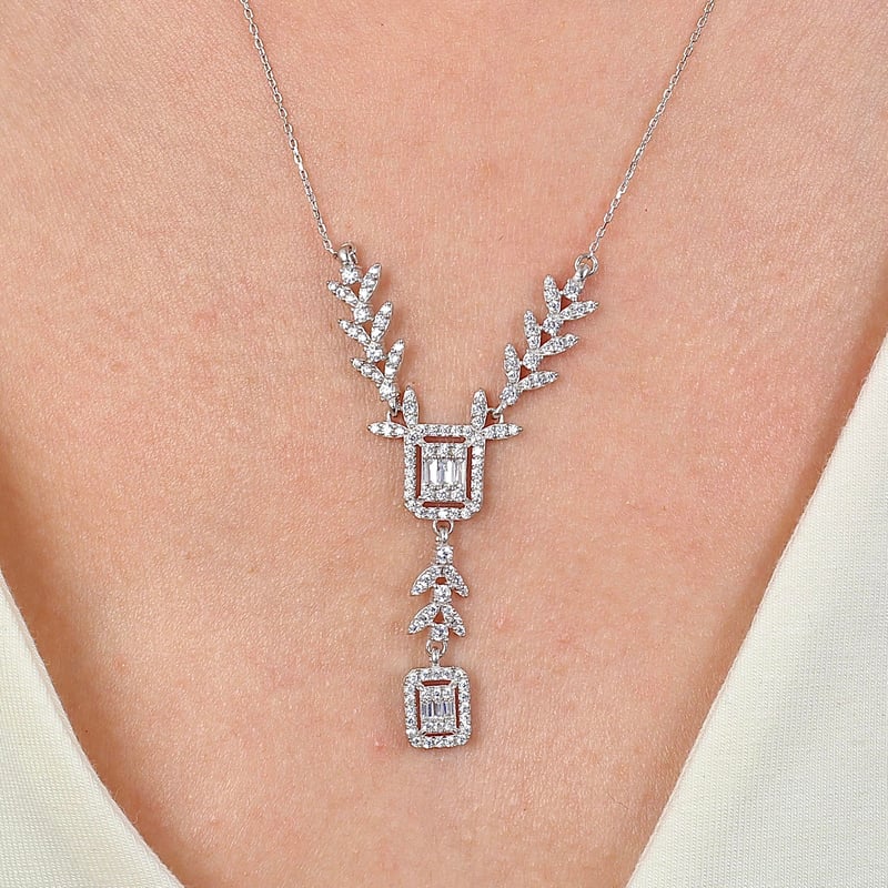 Pırlanta Montür Tutku Işıltısı Baget Gümüş Üçlü Set