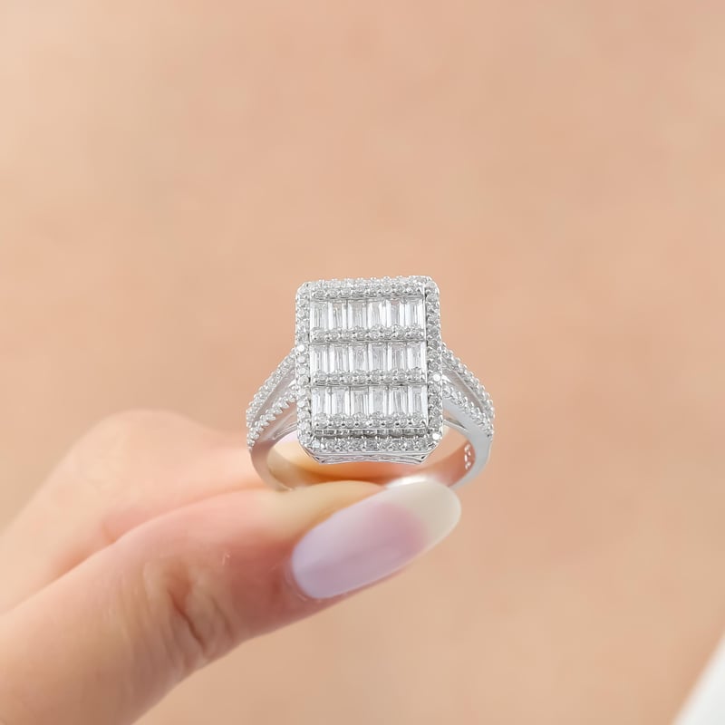 Pırlanta Montür Tutkulu Bagetler Gümüş Yüzük