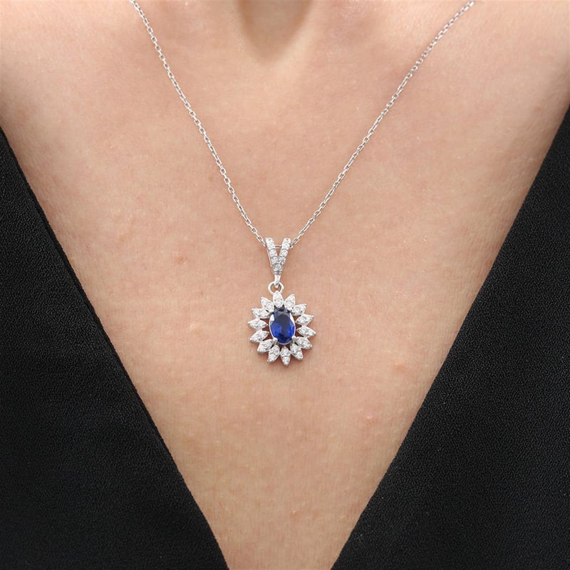 Pırlanta Montür Vega Yıldızı Sentetik Safir Sadelik Mührü Gümüş Kolye