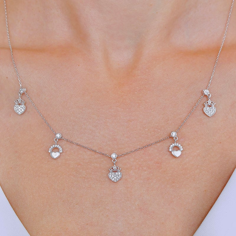 Sevgi Dansı Choker Gümüş Şans Kolye
