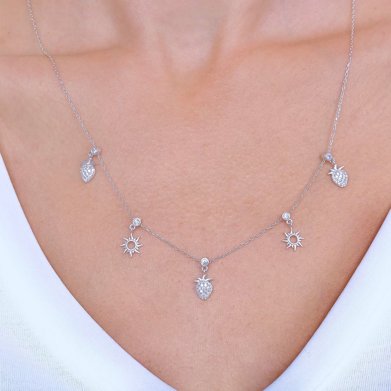 Yaz Çileği Choker Gümüş Şans Kolye