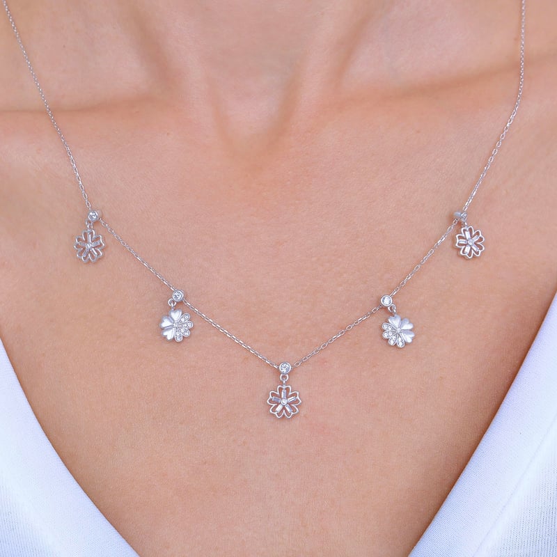 Yonca Mevsimi Choker Gümüş Şans Kolye