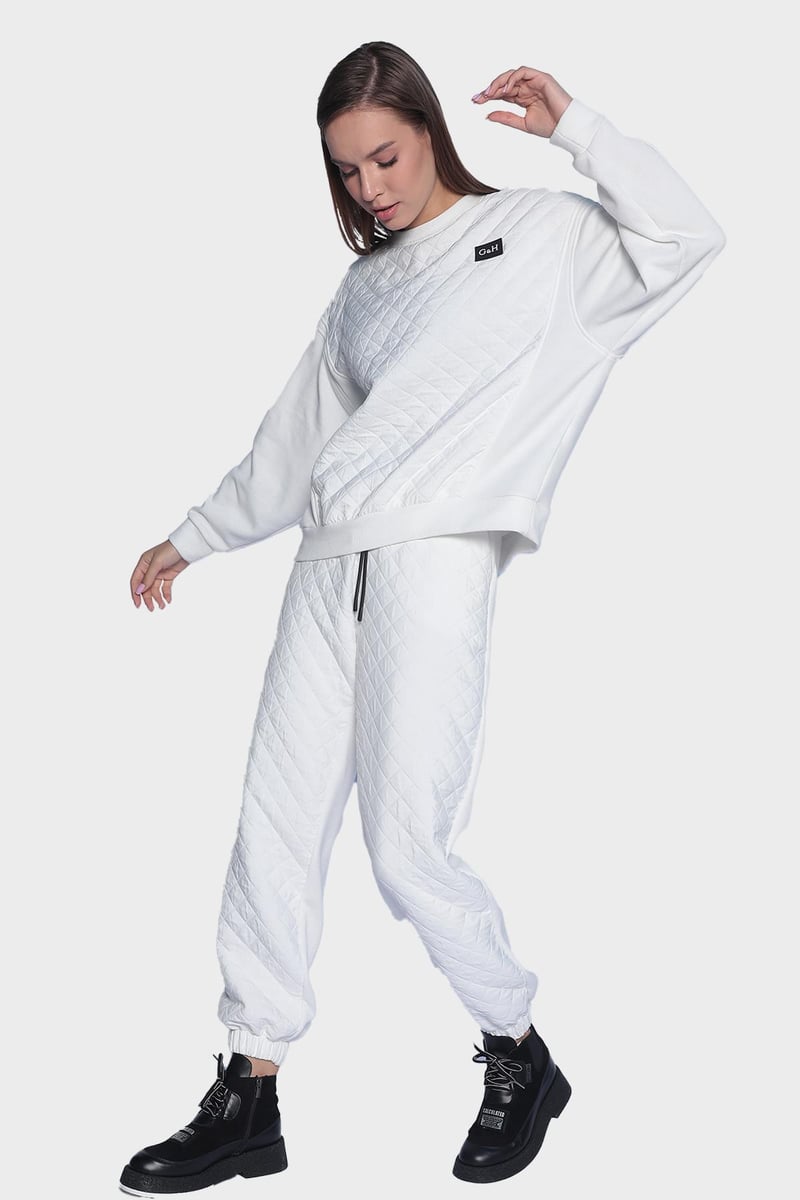 Kadın spor tarz kapitone sweatshirt ve eşofman altı takım - Beyaz