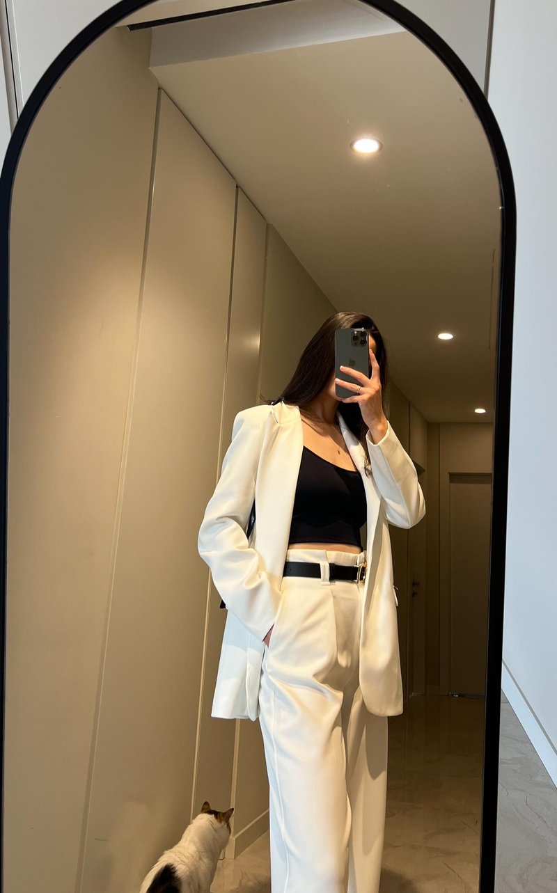 VATKALI BEYAZ OVERSİZED ASTARLI BLAZER CEKET 