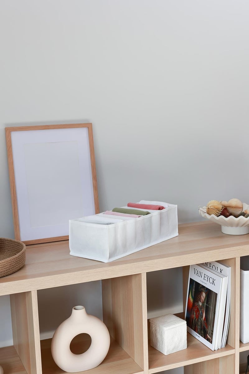 Rek Home 8 Bölmeli Beyaz Dolap Çekmece İçi Akordiyon Tipi Katlanır Çamaşır Düzenleyici Organizer