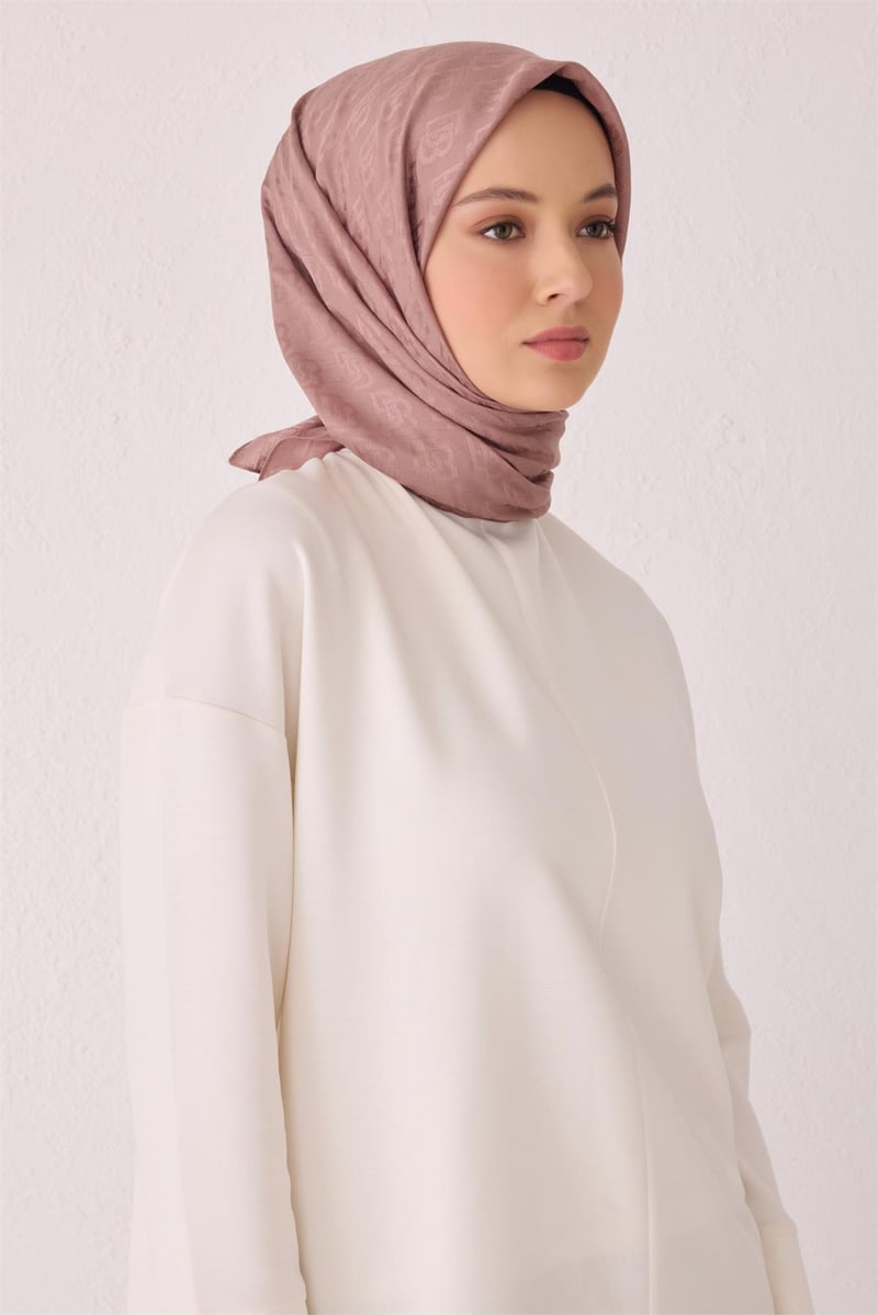 {URUNSEO_TITLE} | BELLI | Belli Fresh Eşarp | BELLİ FRESH MONOGRAM E. 1 - 20