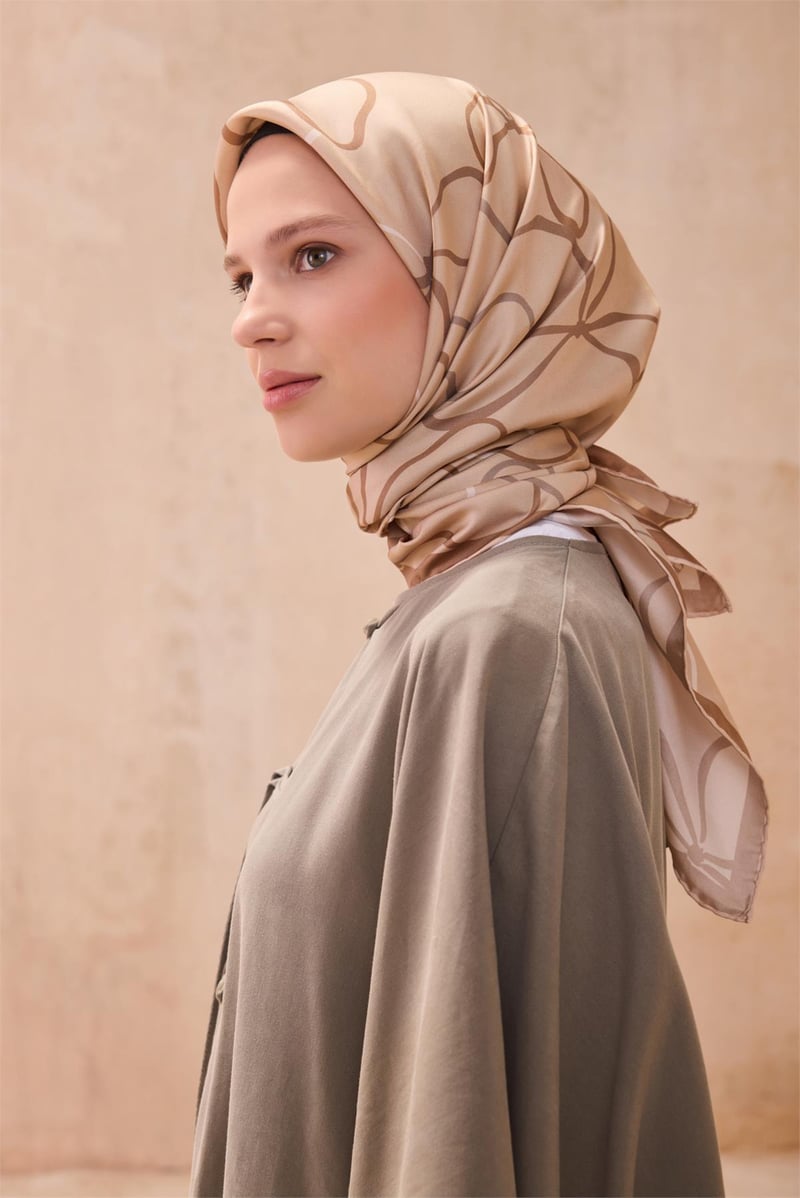 {URUNSEO_TITLE} | BELLI | BELLİ İPEK EŞARP | BELLİ SAF İPEK EŞARP 4113D (S) - 58