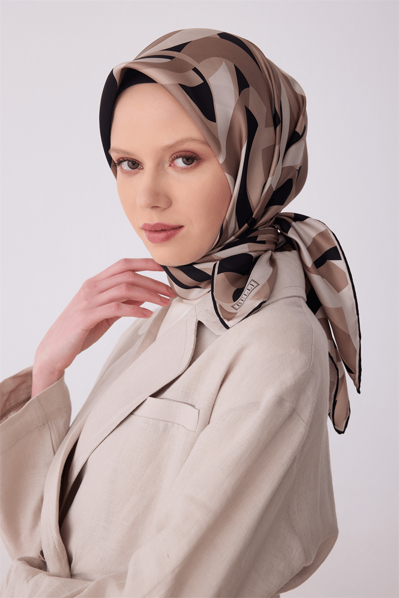 Belli Bej Geometrik Desen %100 Twill İpek Eşarp 4327-05