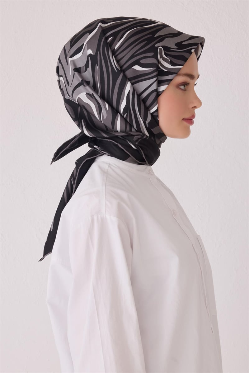 {URUNSEO_TITLE} | BELLI | BELLİ İPEK EŞARP | BELLİ SAF İPEK EŞARP 4034D (T) - 03