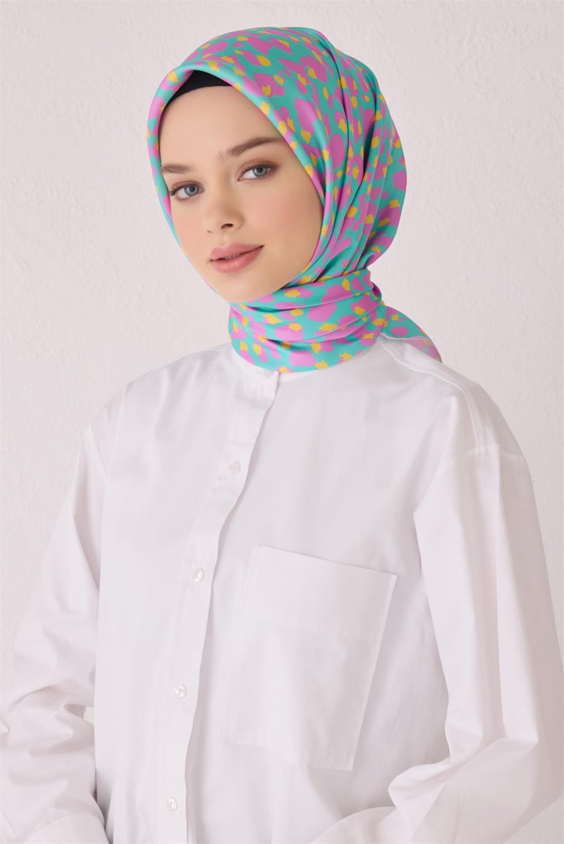 {URUNSEO_TITLE} | BELLI | BELLİ İPEK EŞARP | BELLİ SAF İPEK EŞARP 4042D (T) - 84