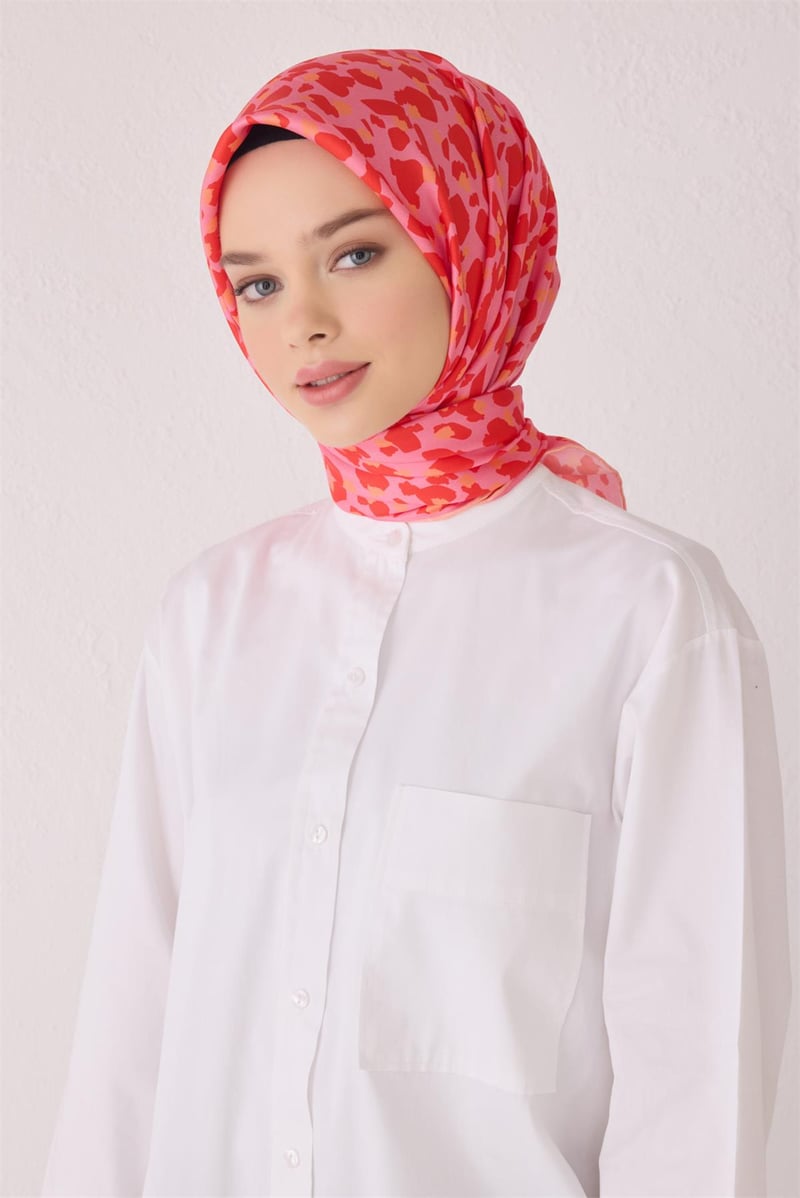 {URUNSEO_TITLE} | BELLI | BELLİ İPEK EŞARP | BELLİ SAF İPEK EŞARP 4042D (T) - 82