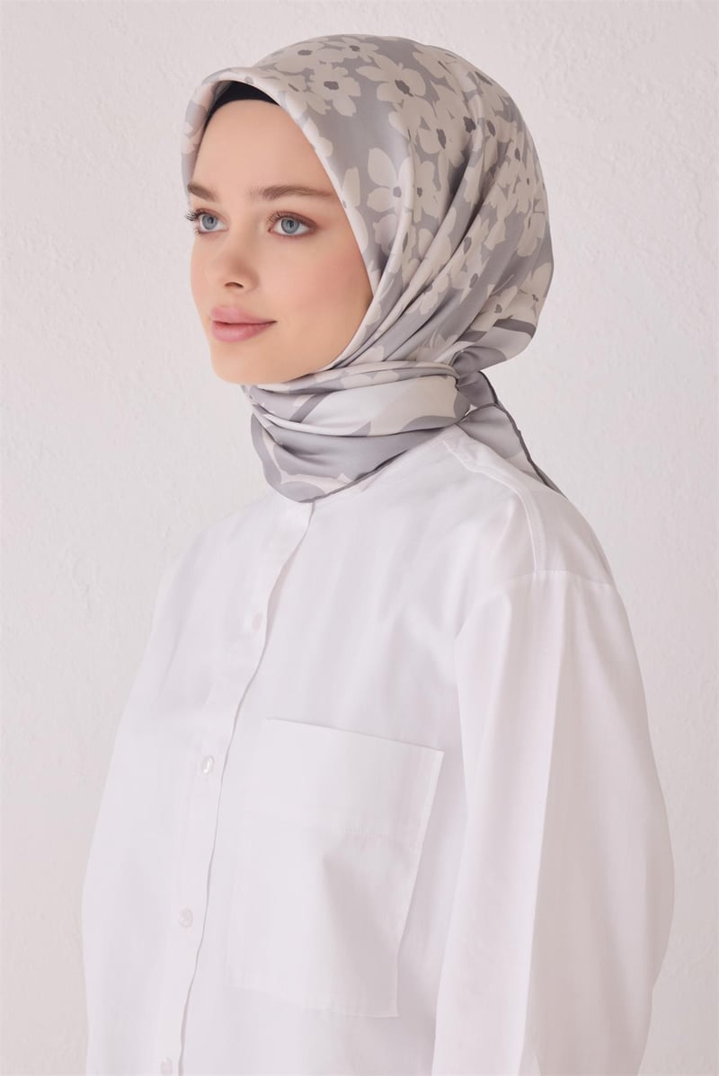 {URUNSEO_TITLE} | BELLI | BELLİ İPEK EŞARP | BELLİ SAF İPEK EŞARP 4044D (T) - 86