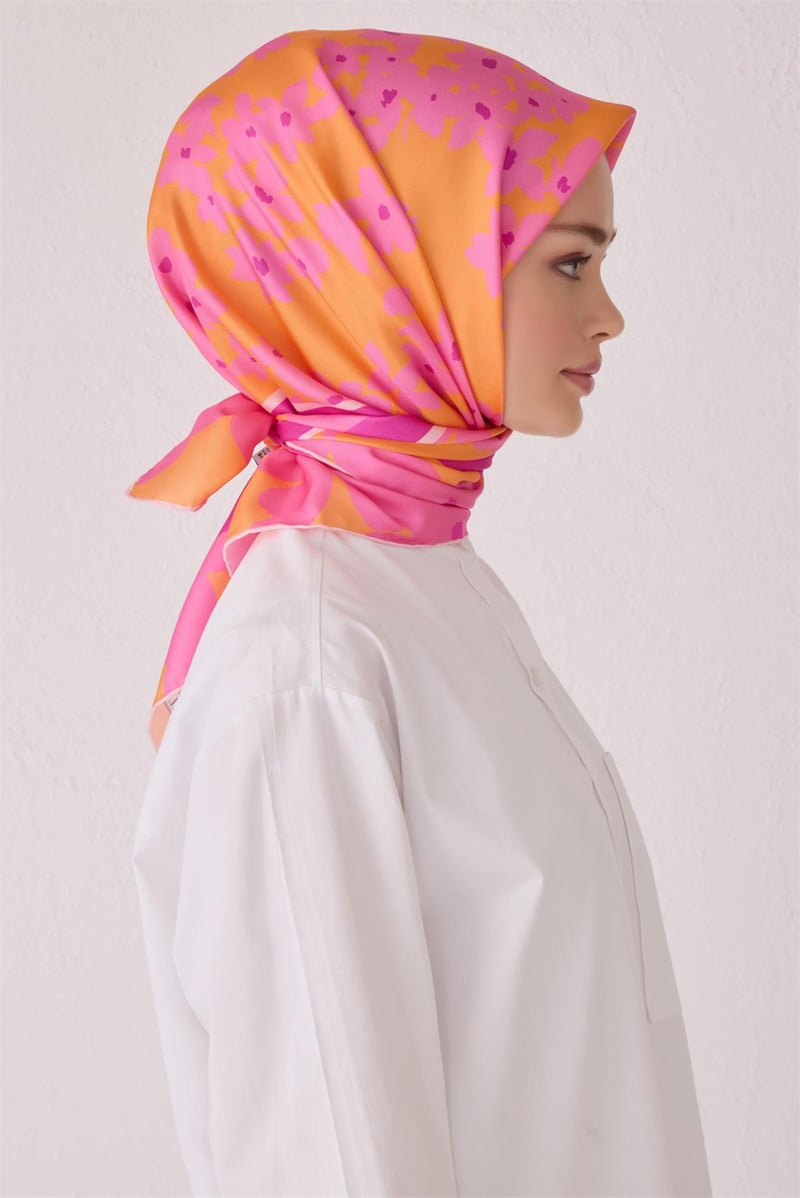 {URUNSEO_TITLE} | BELLI | BELLİ İPEK EŞARP | BELLİ SAF İPEK EŞARP 4044D (T) - 38
