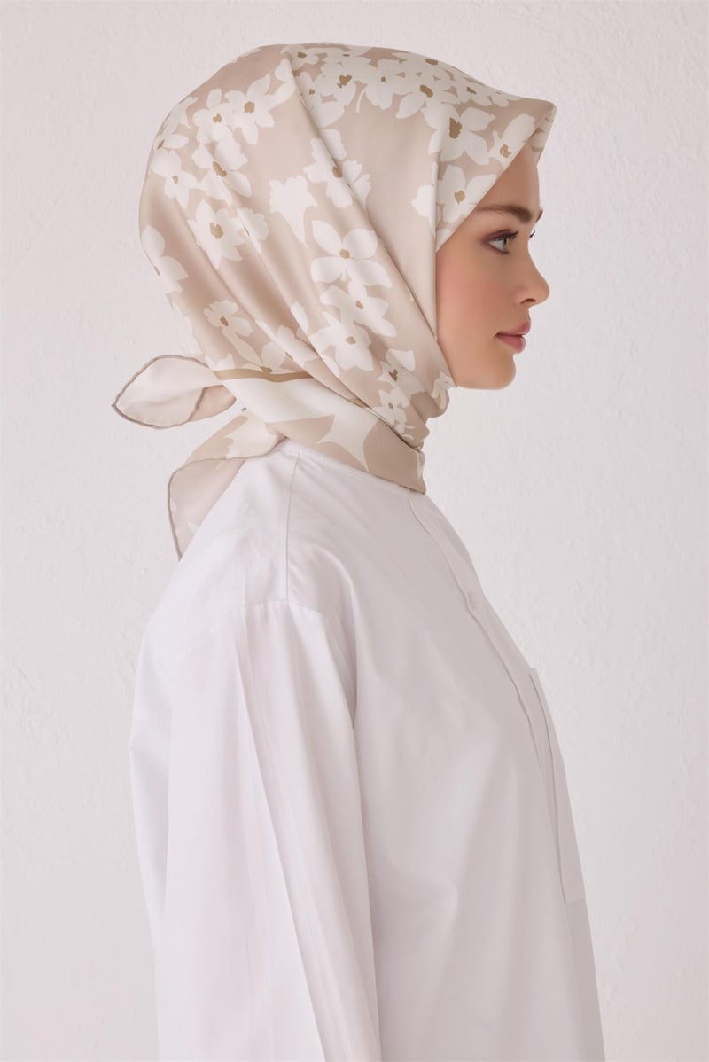 {URUNSEO_TITLE} | BELLI | BELLİ İPEK EŞARP | BELLİ SAF İPEK EŞARP 4044D (T) - 85