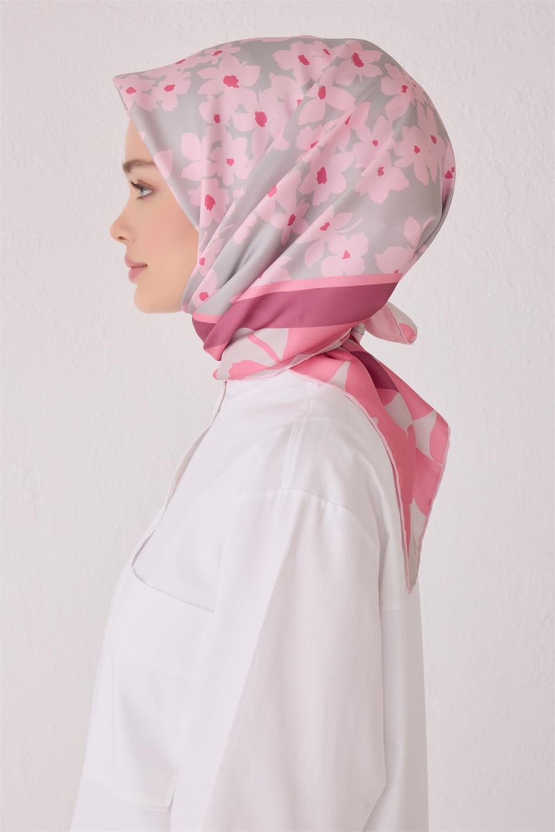 {URUNSEO_TITLE} | BELLI | BELLİ İPEK EŞARP | BELLİ SAF İPEK EŞARP 4044D (T) - 32