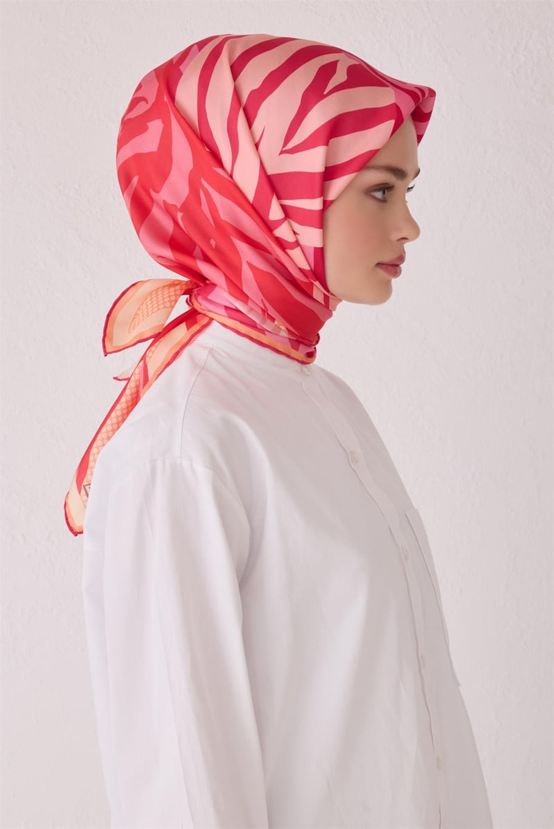 {URUNSEO_TITLE} | BELLI | BELLİ İPEK EŞARP | BELLİ SAF İPEK EŞARP 4047D (T) - 55
