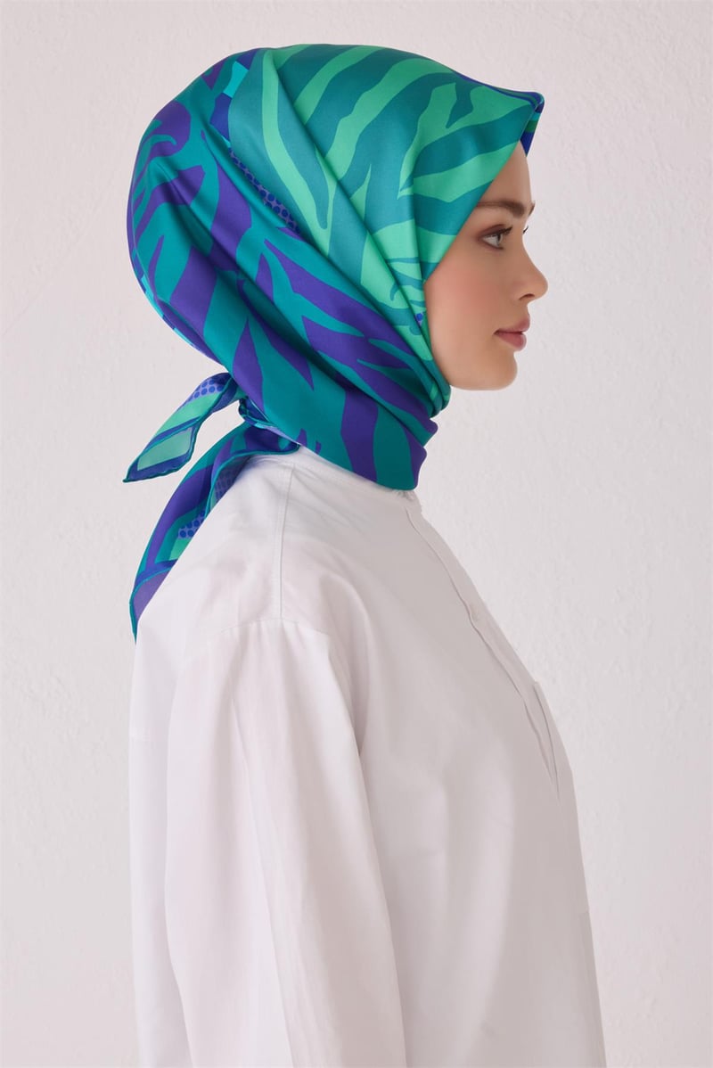{URUNSEO_TITLE} | BELLI | BELLİ İPEK EŞARP | BELLİ SAF İPEK EŞARP 4047D (T) - 80
