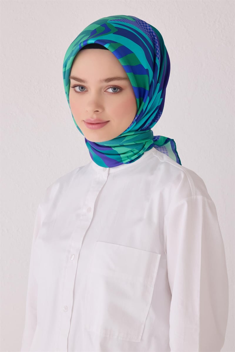 {URUNSEO_TITLE} | BELLI | BELLİ İPEK EŞARP | BELLİ SAF İPEK EŞARP 4047D (T) - 80