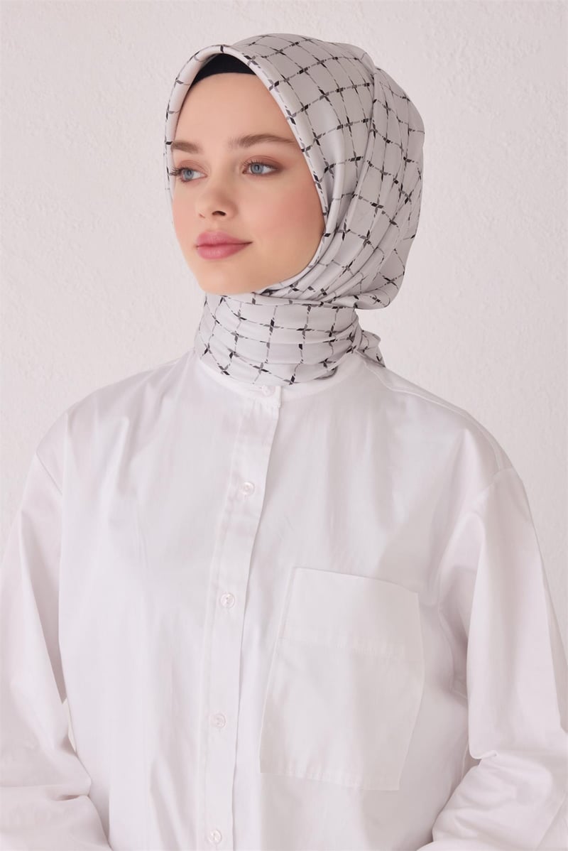 {URUNSEO_TITLE} | BELLI | BELLİ İPEK EŞARP | BELLİ SAF İPEK EŞARP 4048D (T) - 06