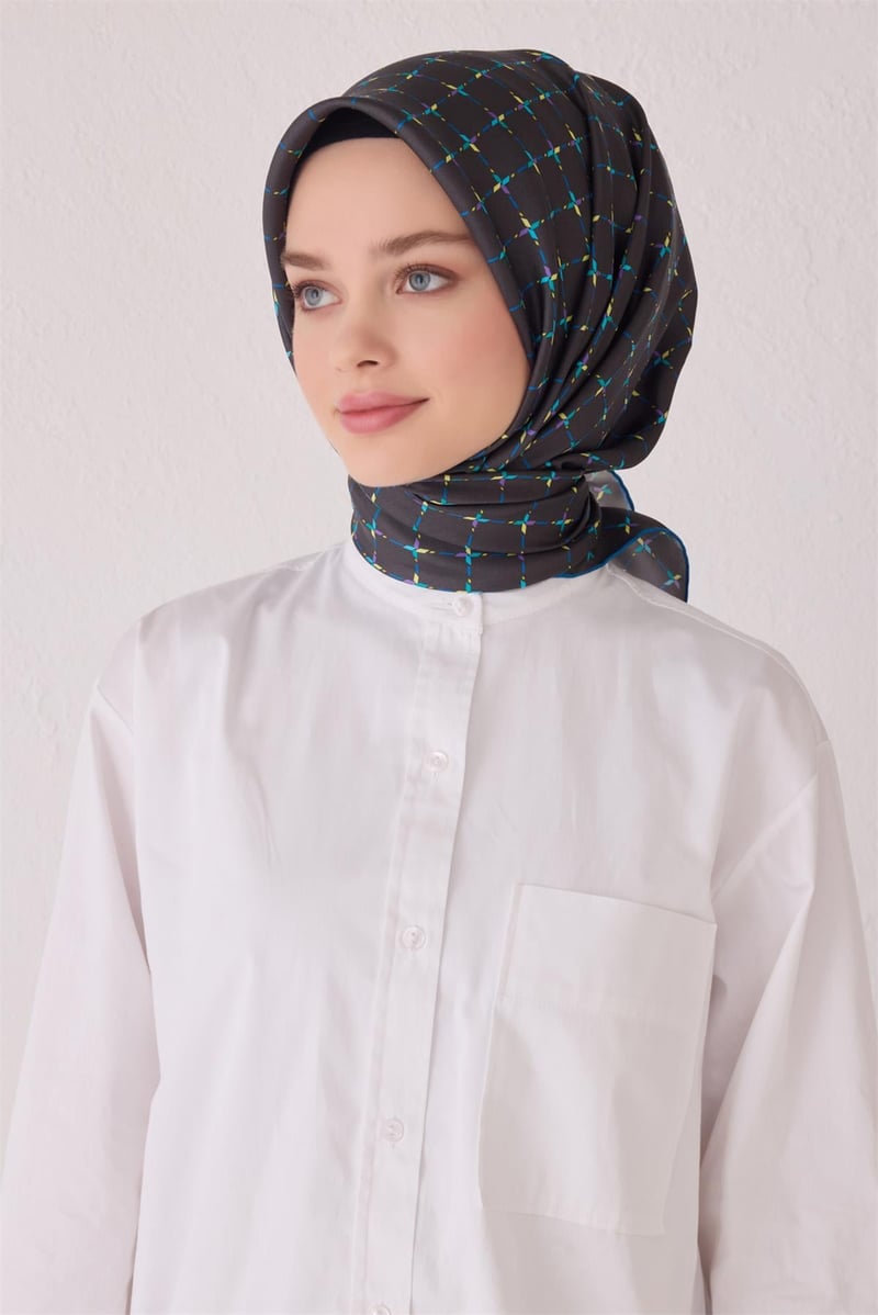 {URUNSEO_TITLE} | BELLI | BELLİ İPEK EŞARP | BELLİ SAF İPEK EŞARP 4048D (T) - 84