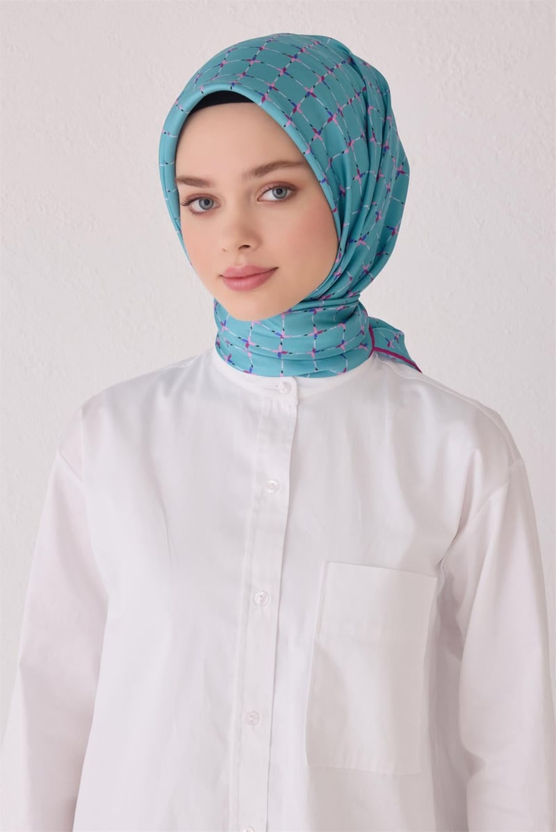 {URUNSEO_TITLE} | BELLI | BELLİ İPEK EŞARP | BELLİ SAF İPEK EŞARP 4048D (T) - 52