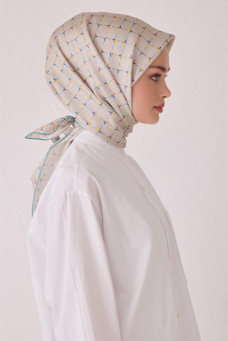 {URUNSEO_TITLE} | BELLI | BELLİ İPEK EŞARP | BELLİ SAF İPEK EŞARP 4048D (T) - 82
