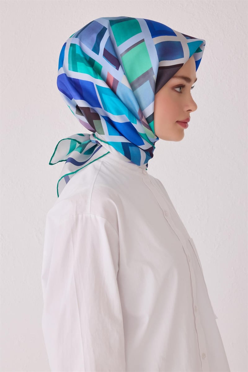 {URUNSEO_TITLE} | BELLI | BELLİ İPEK EŞARP | BELLİ SAF İPEK EŞARP 4051D (T) - 52