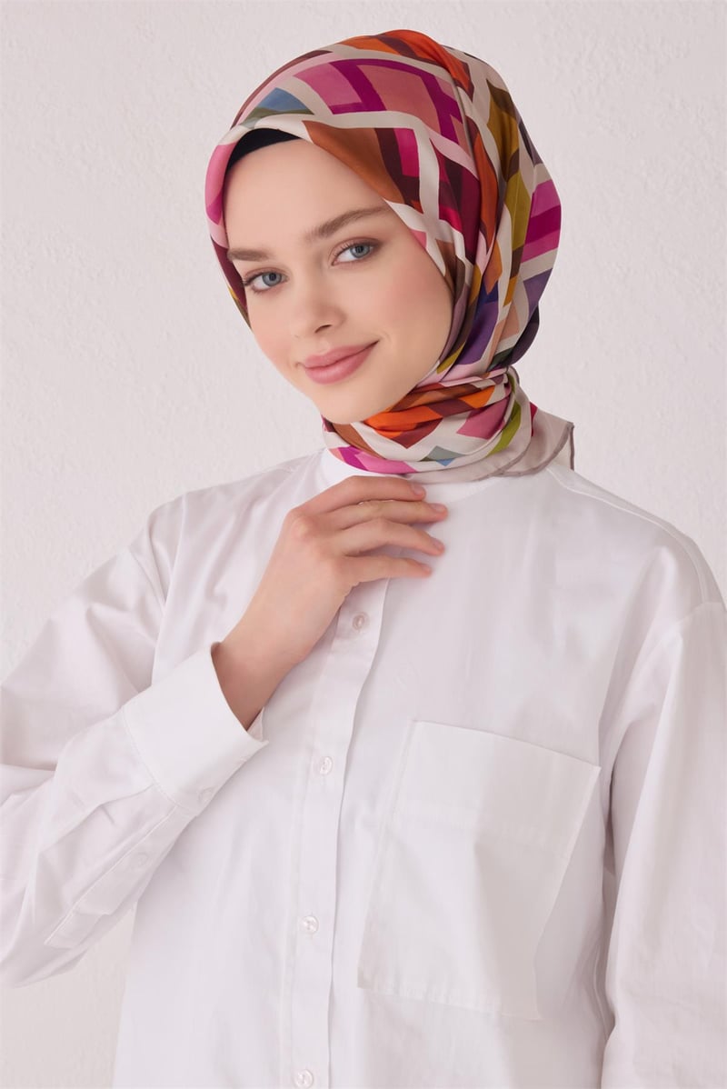 {URUNSEO_TITLE} | BELLI | BELLİ İPEK EŞARP | BELLİ SAF İPEK EŞARP 4051D (T) - 06