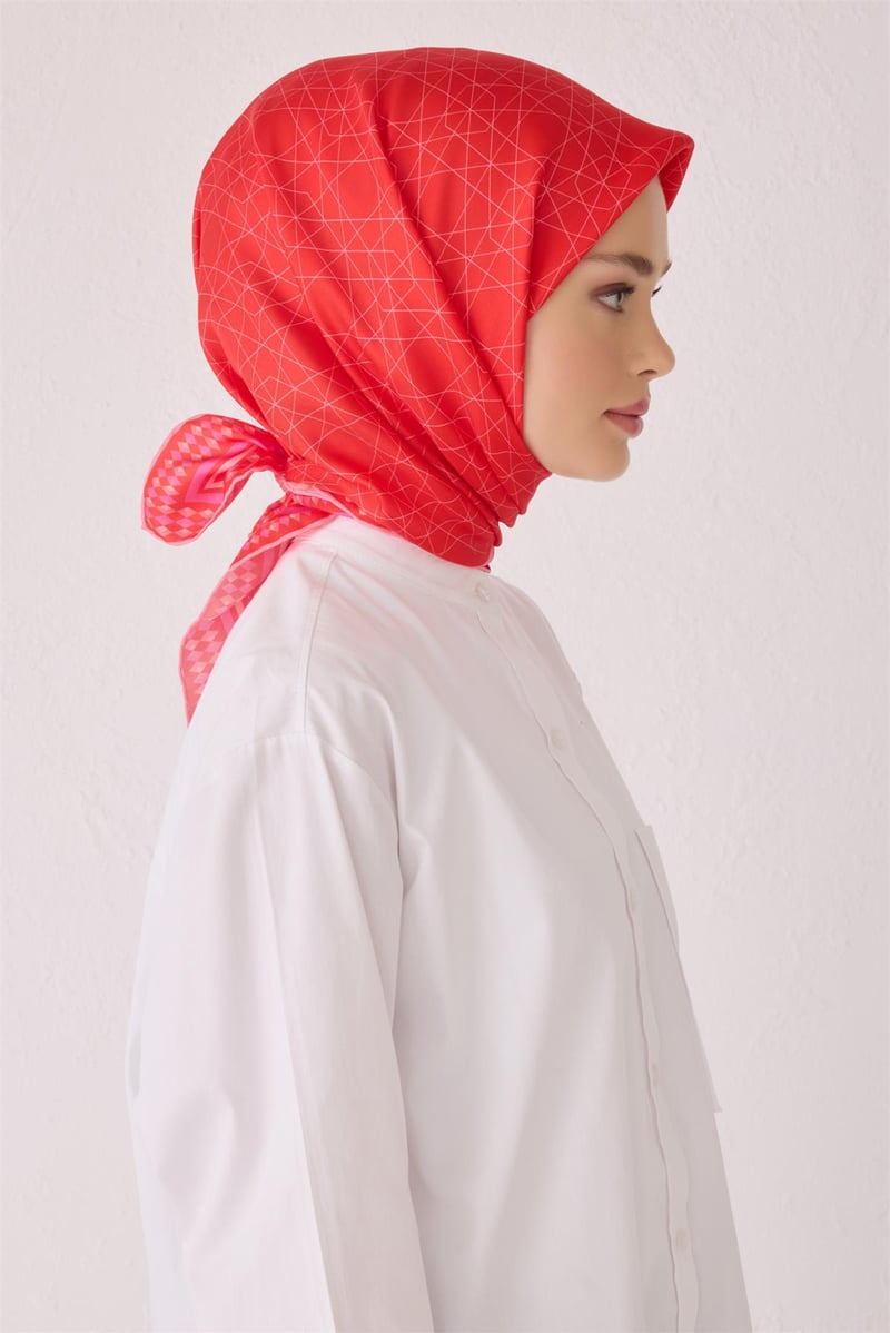 {URUNSEO_TITLE} | BELLI | BELLİ İPEK EŞARP | BELLİ SAF İPEK EŞARP 4053D (T) - 07