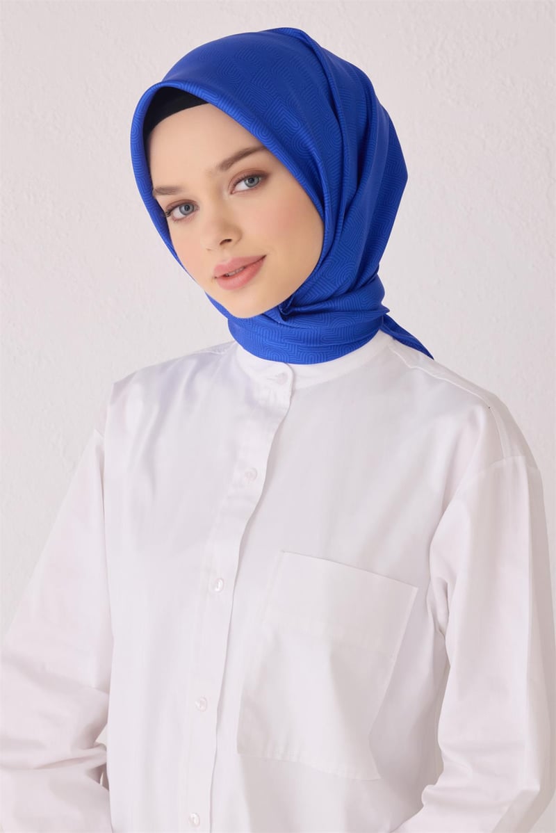 {URUNSEO_TITLE} | BELLI | BELLİ İPEK EŞARP | BELLİ SAF İPEK EŞARP 4055D (T) - 86