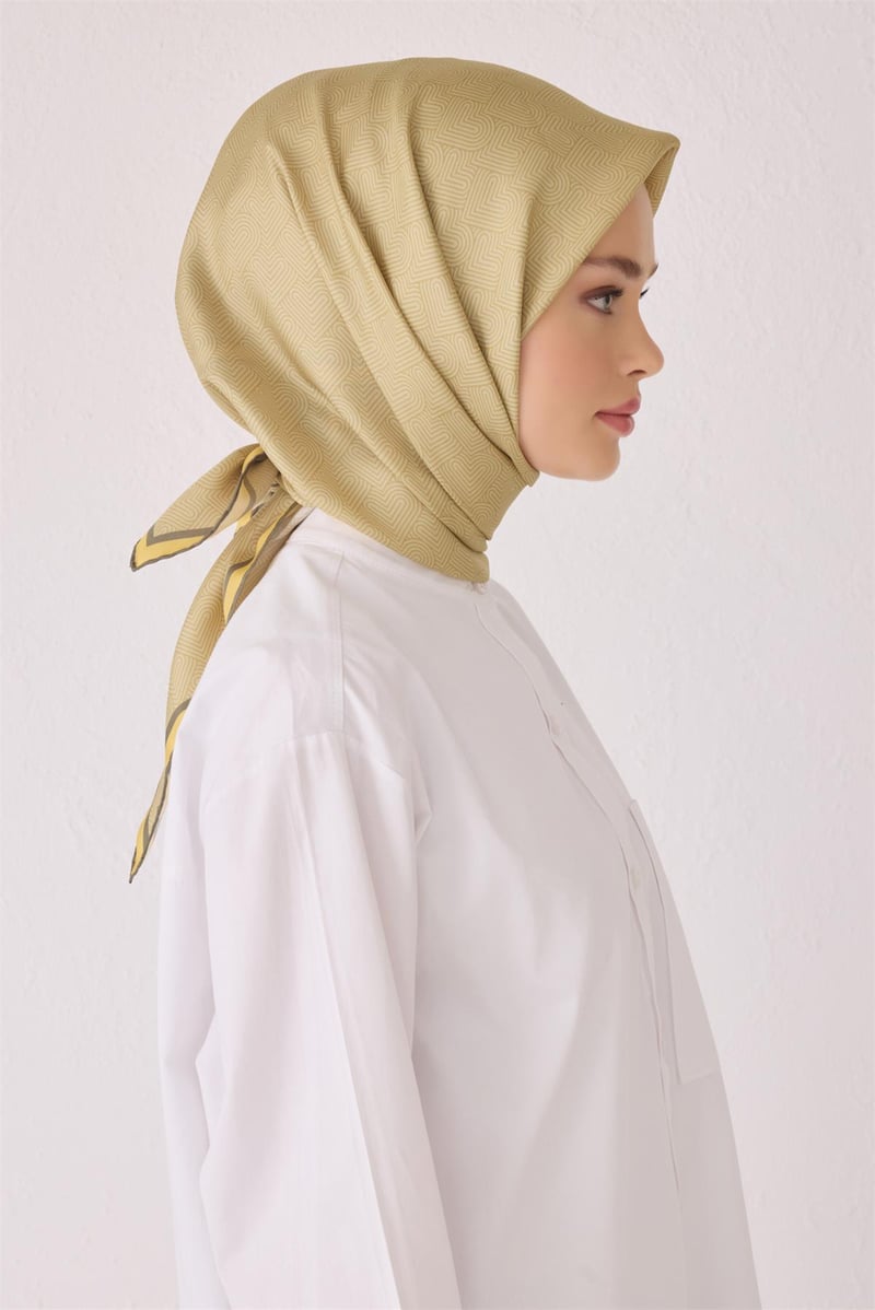 {URUNSEO_TITLE} | BELLI | BELLİ İPEK EŞARP | BELLİ SAF İPEK EŞARP 4055D (T) - 37