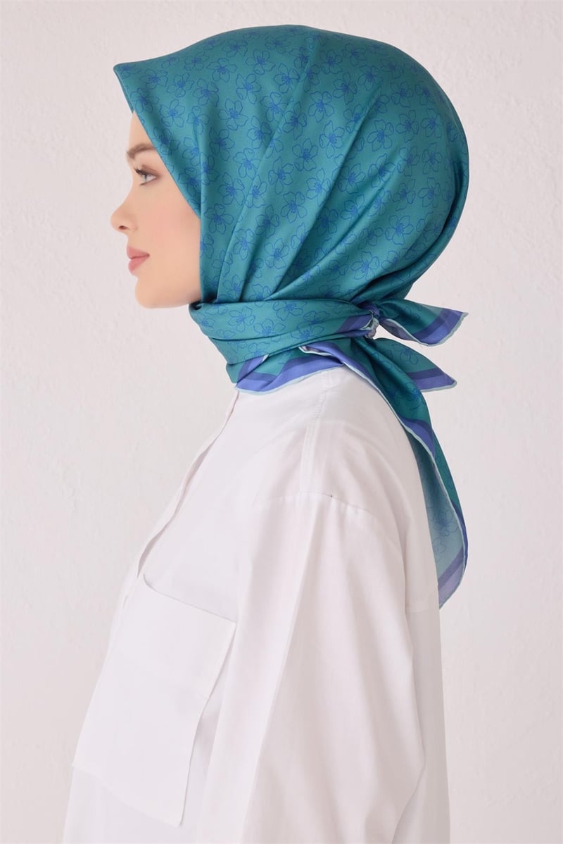 {URUNSEO_TITLE} | BELLI | BELLİ İPEK EŞARP | BELLİ SAF İPEK EŞARP 4058D (T) - 32