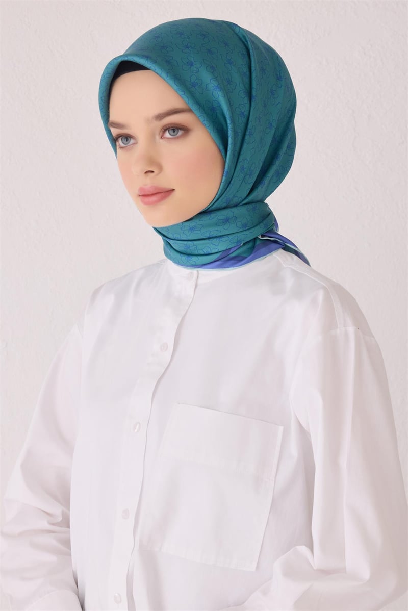 {URUNSEO_TITLE} | BELLI | BELLİ İPEK EŞARP | BELLİ SAF İPEK EŞARP 4058D (T) - 32