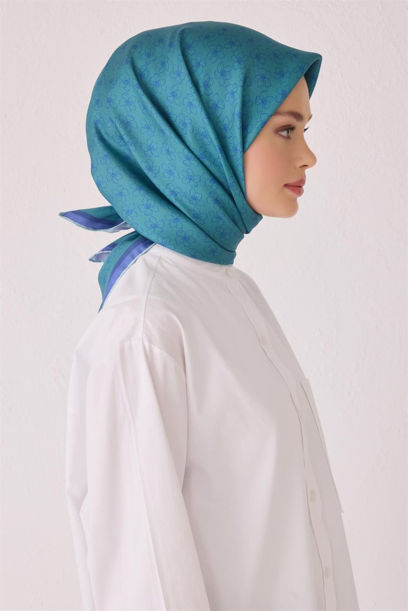 {URUNSEO_TITLE} | BELLI | BELLİ İPEK EŞARP | BELLİ SAF İPEK EŞARP 4058D (T) - 32