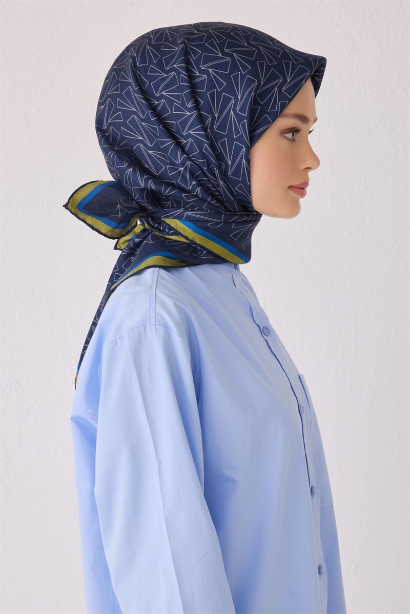 {URUNSEO_TITLE} | BELLI | BELLİ İPEK EŞARP | BELLİ SAF İPEK EŞARP 4060D (T) - 84