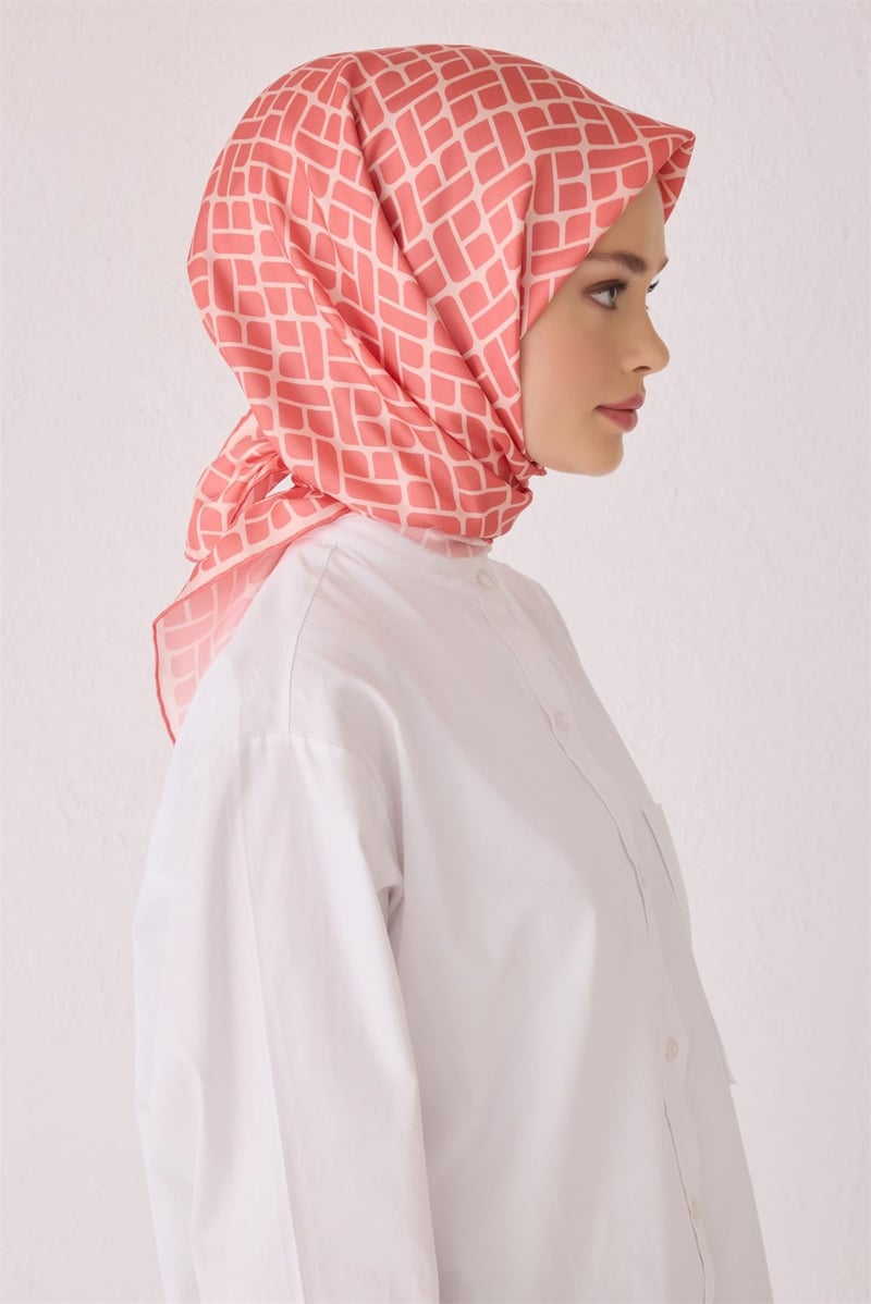{URUNSEO_TITLE} | BELLI | BELLİ İPEK EŞARP | BELLİ SAF İPEK EŞARP 4062D (T) - 38